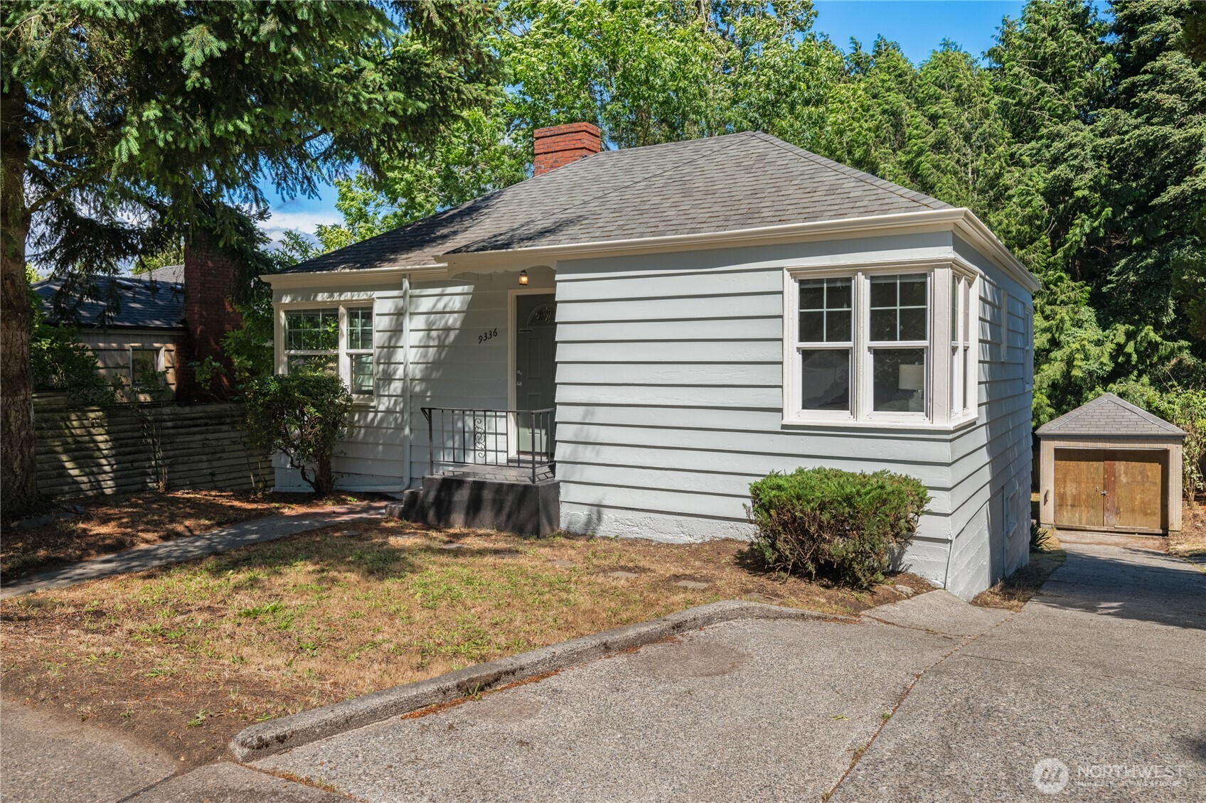 9336 35th Avenue NE