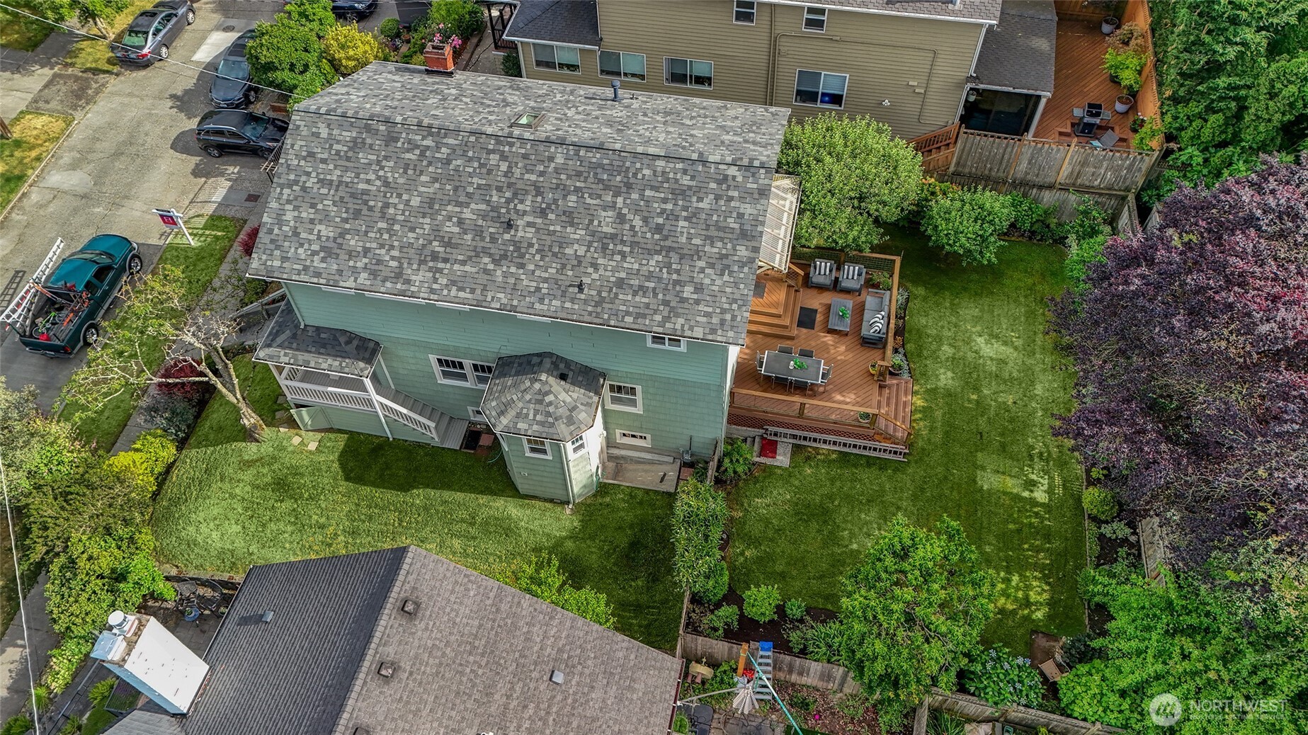 7347 19th Avenue NE