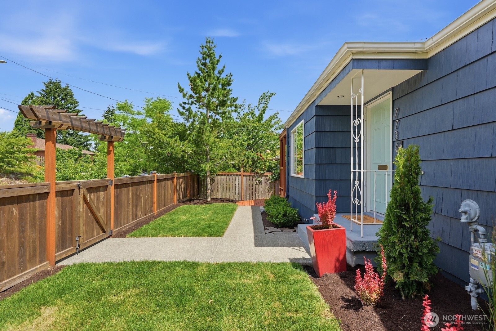 7736 38th Avenue SW