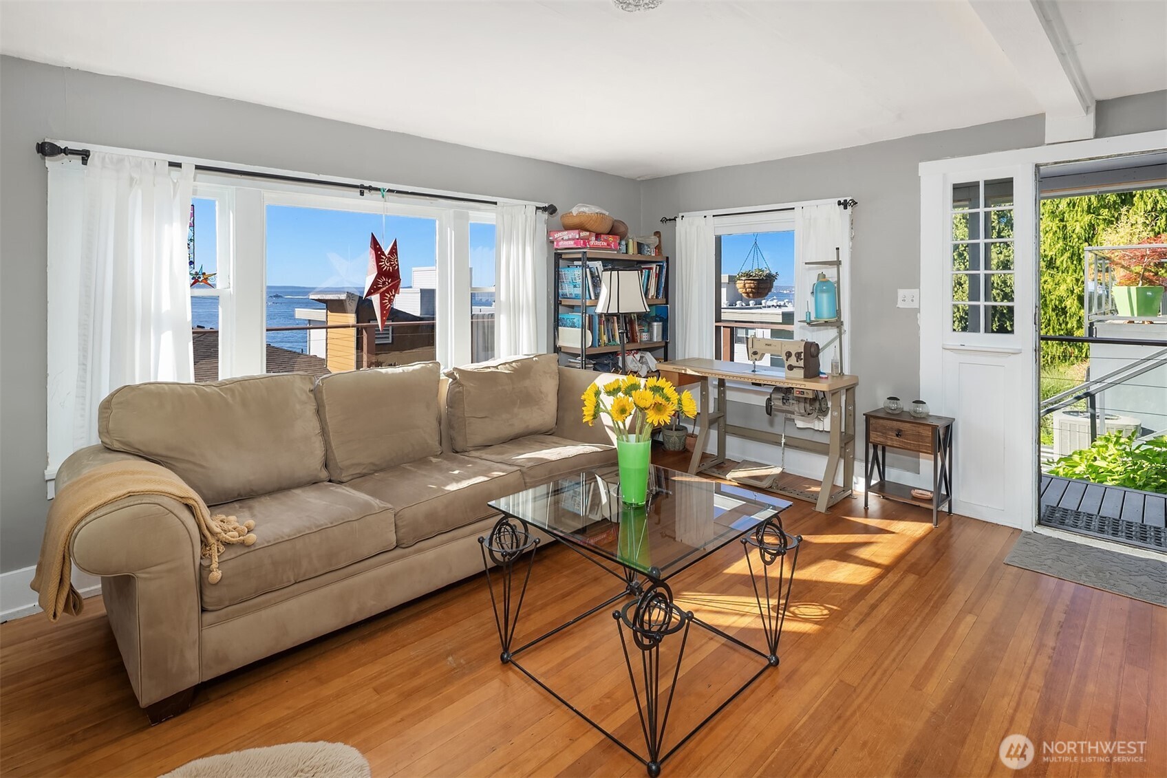 2115 Bonair Drive SW