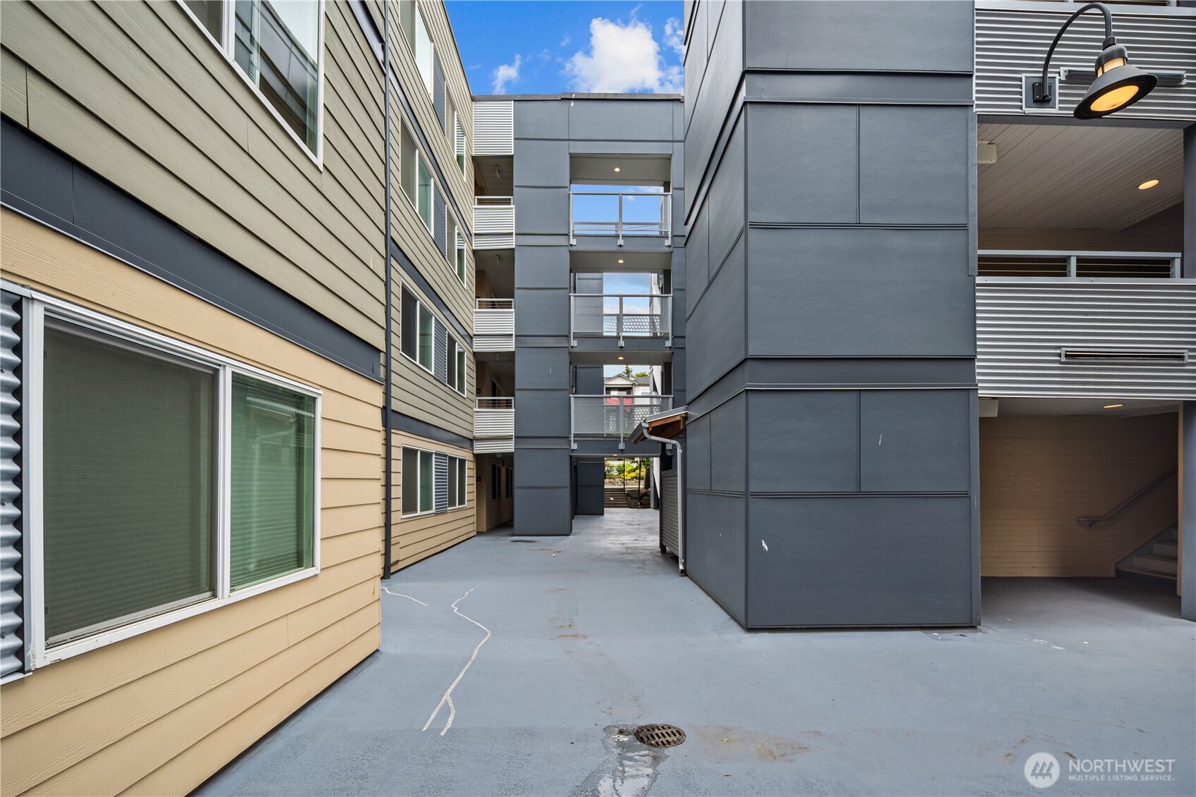 1311 12th Avenue S Unit: F401