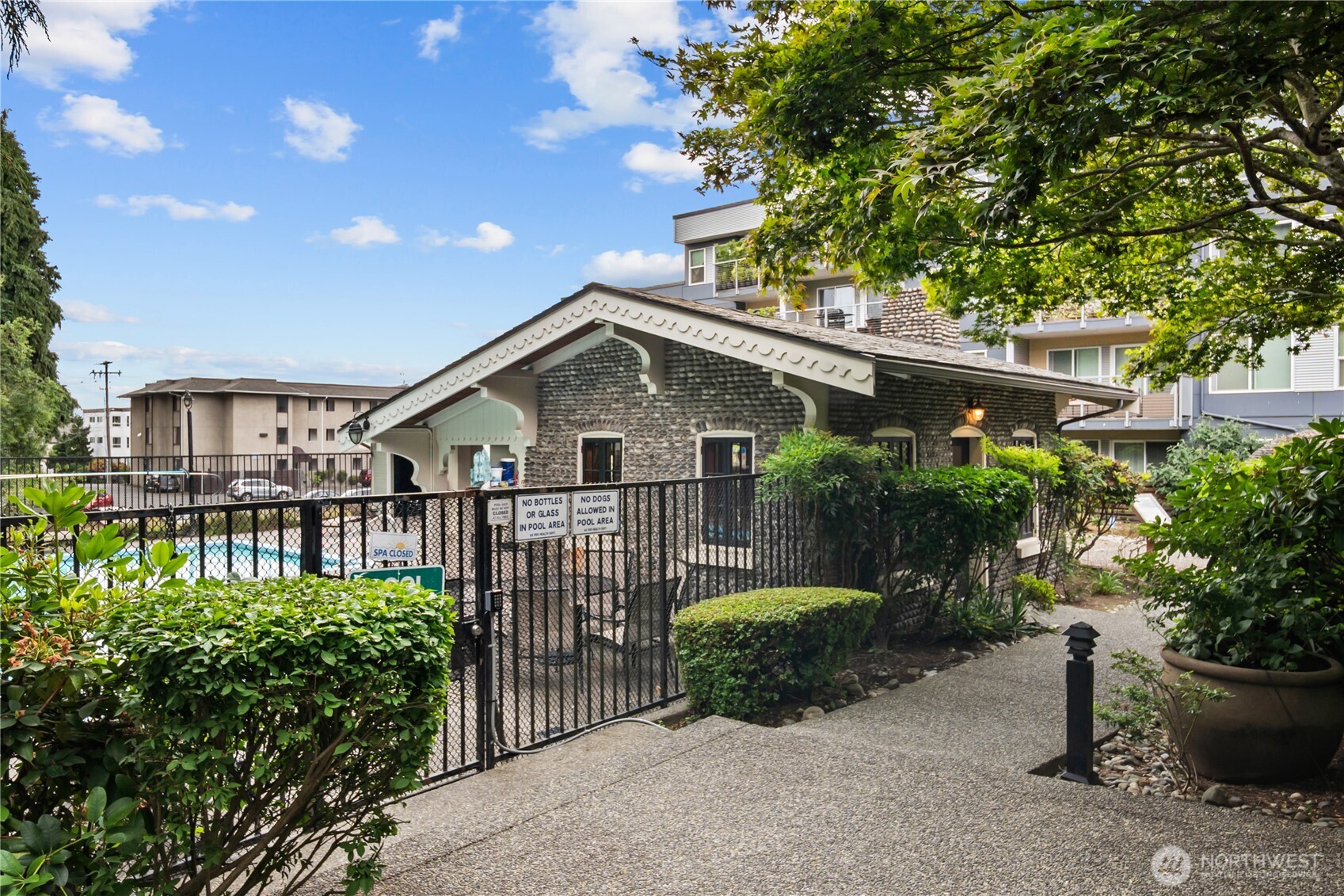 1311 12th Avenue S Unit: F401