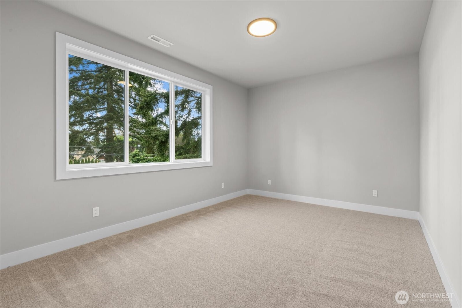 15058 75th Ave NE