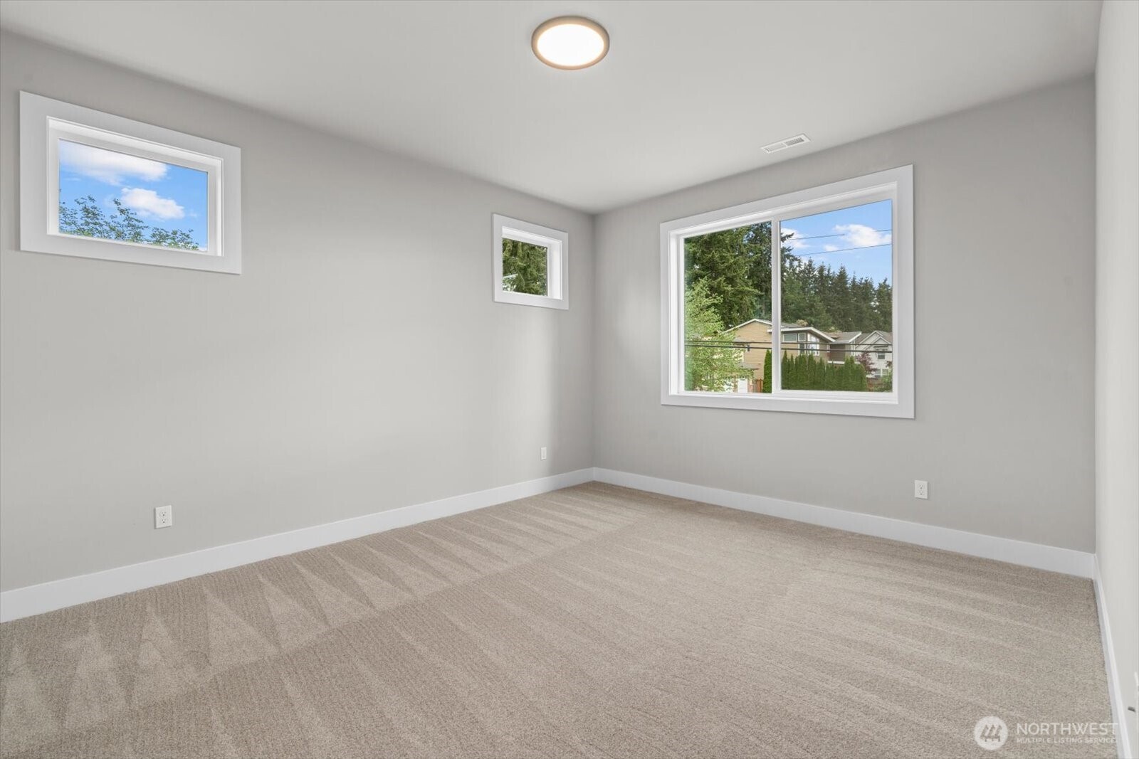 15058 75th Ave NE