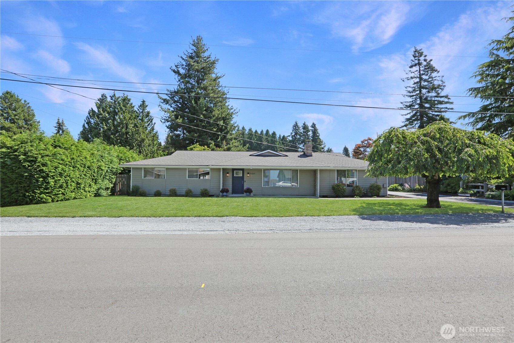 7307 68th Avenue NE