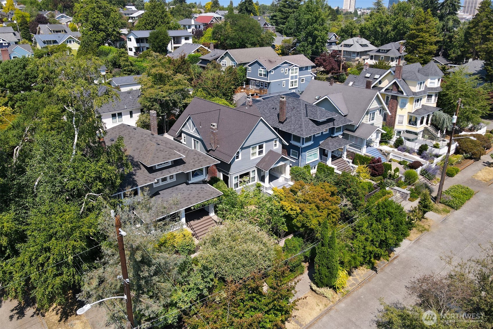 2202 N 41st Street