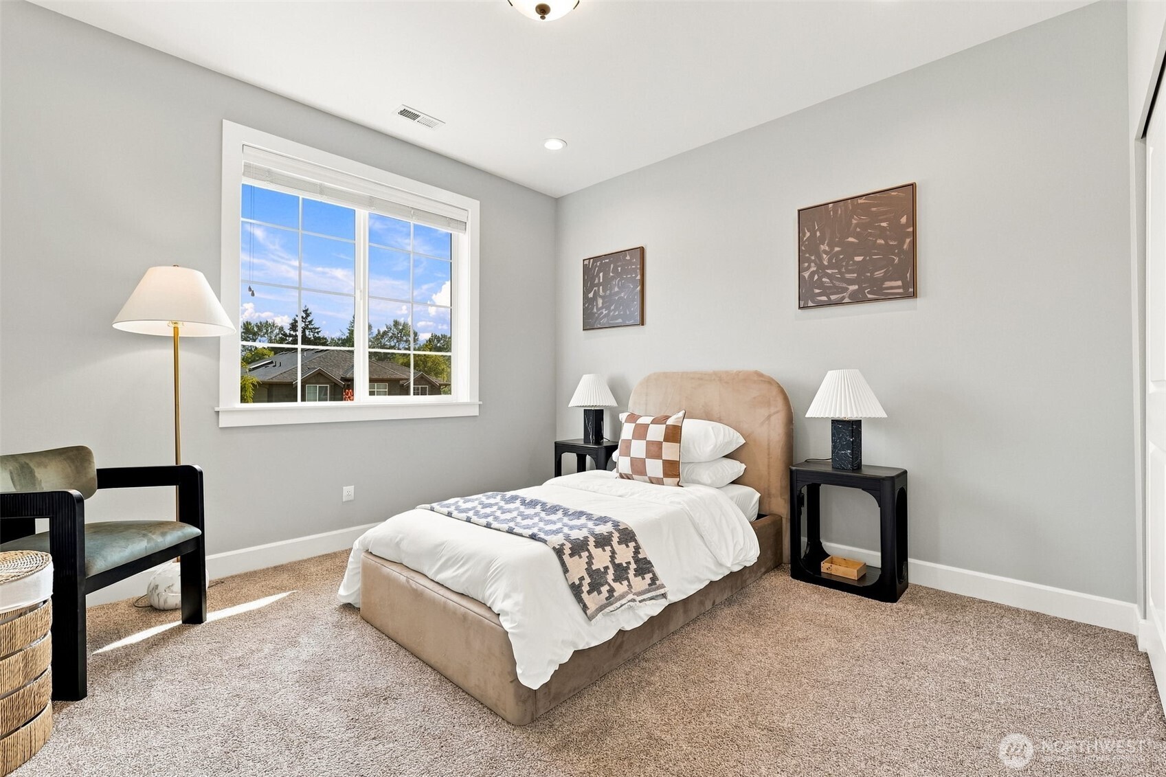 10036 NE 151st Drive