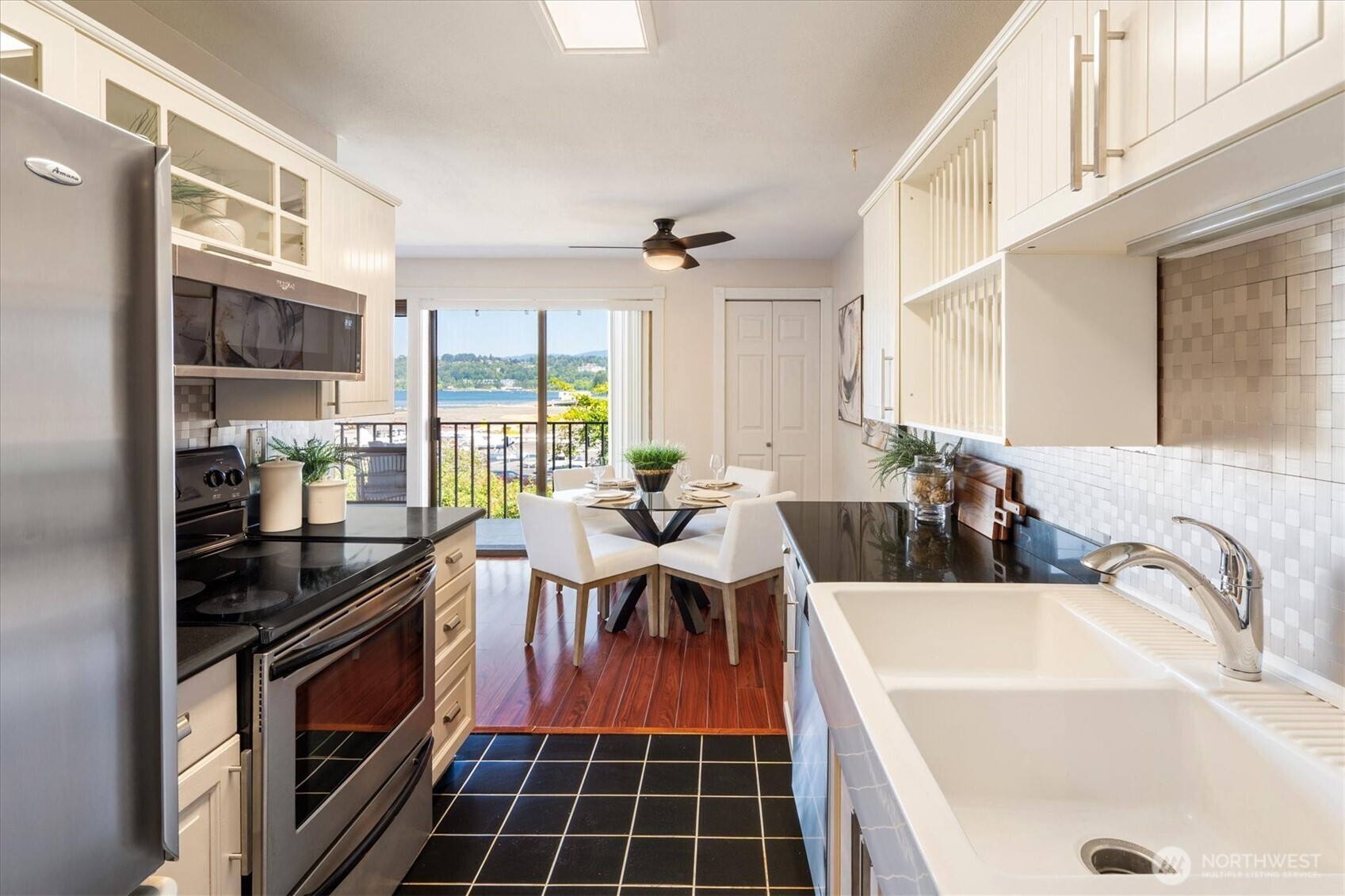 11600 Rainier Avenue S Unit: 202