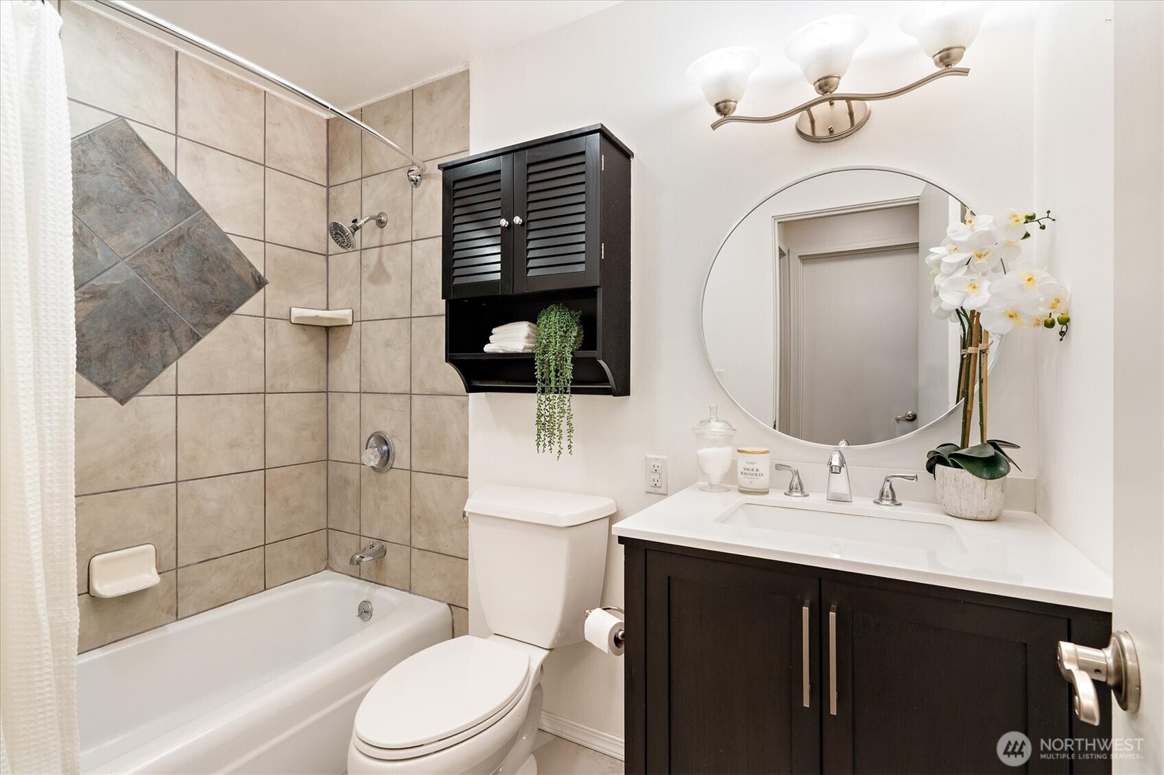 11600 Rainier Avenue S Unit: 202