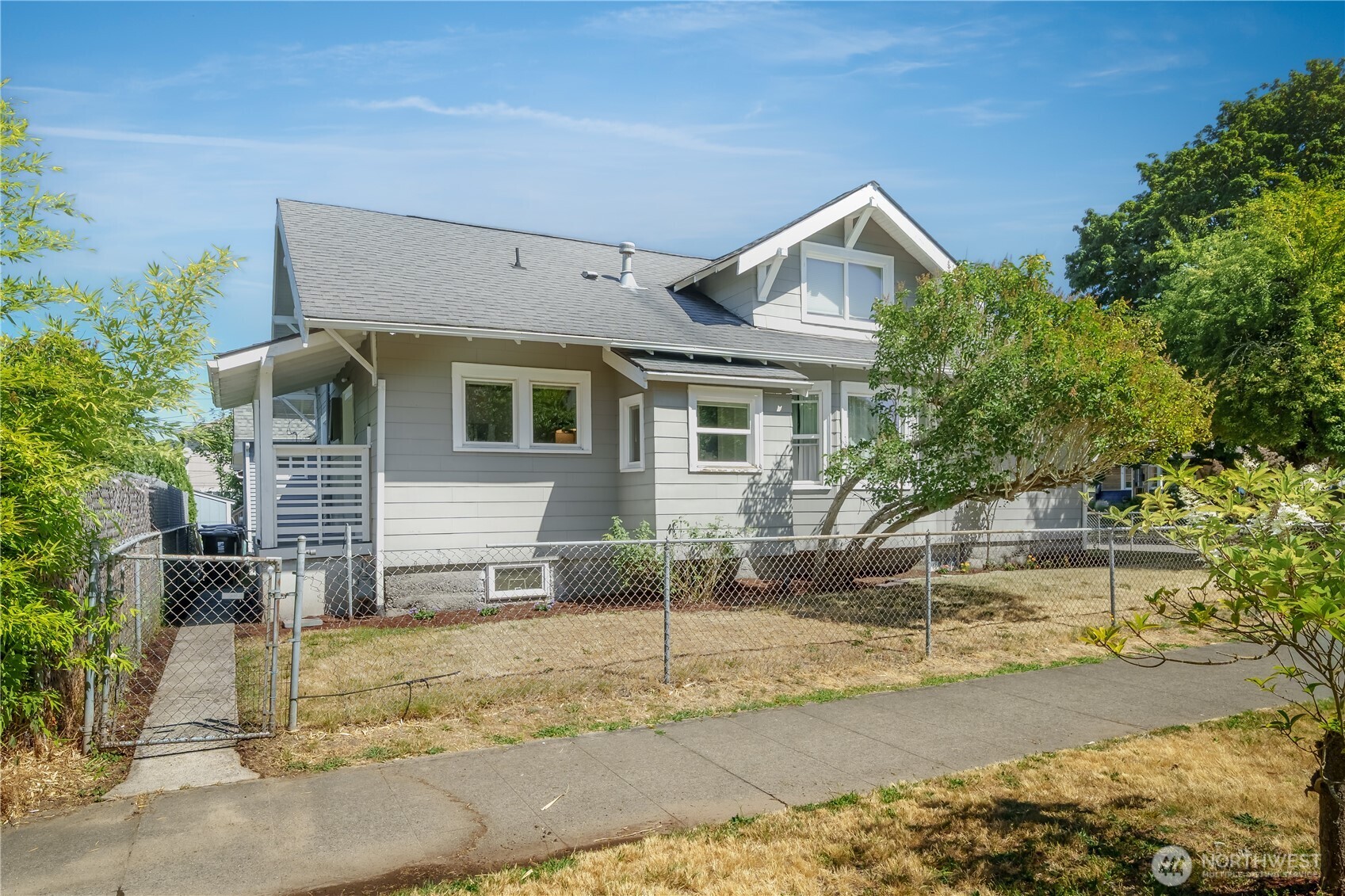 724 S Cushman Avenue