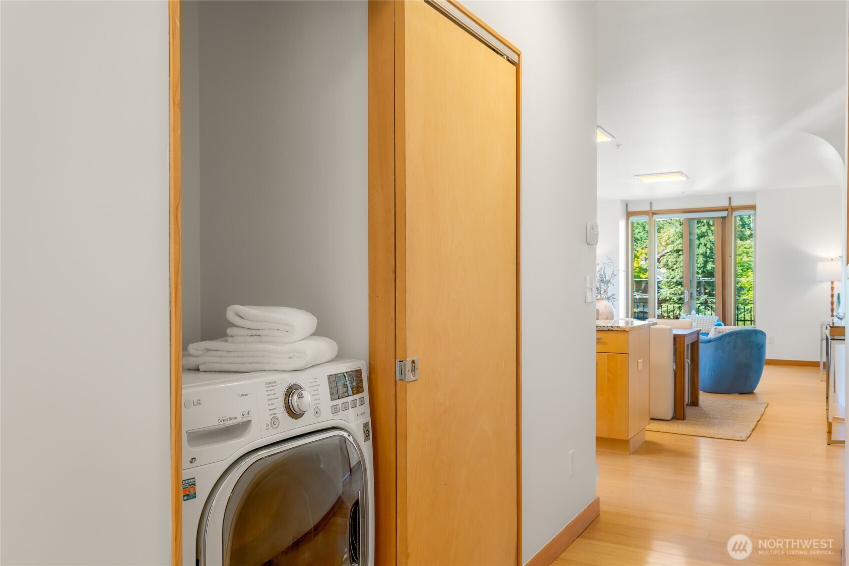 1122 Broadway E Unit: 301