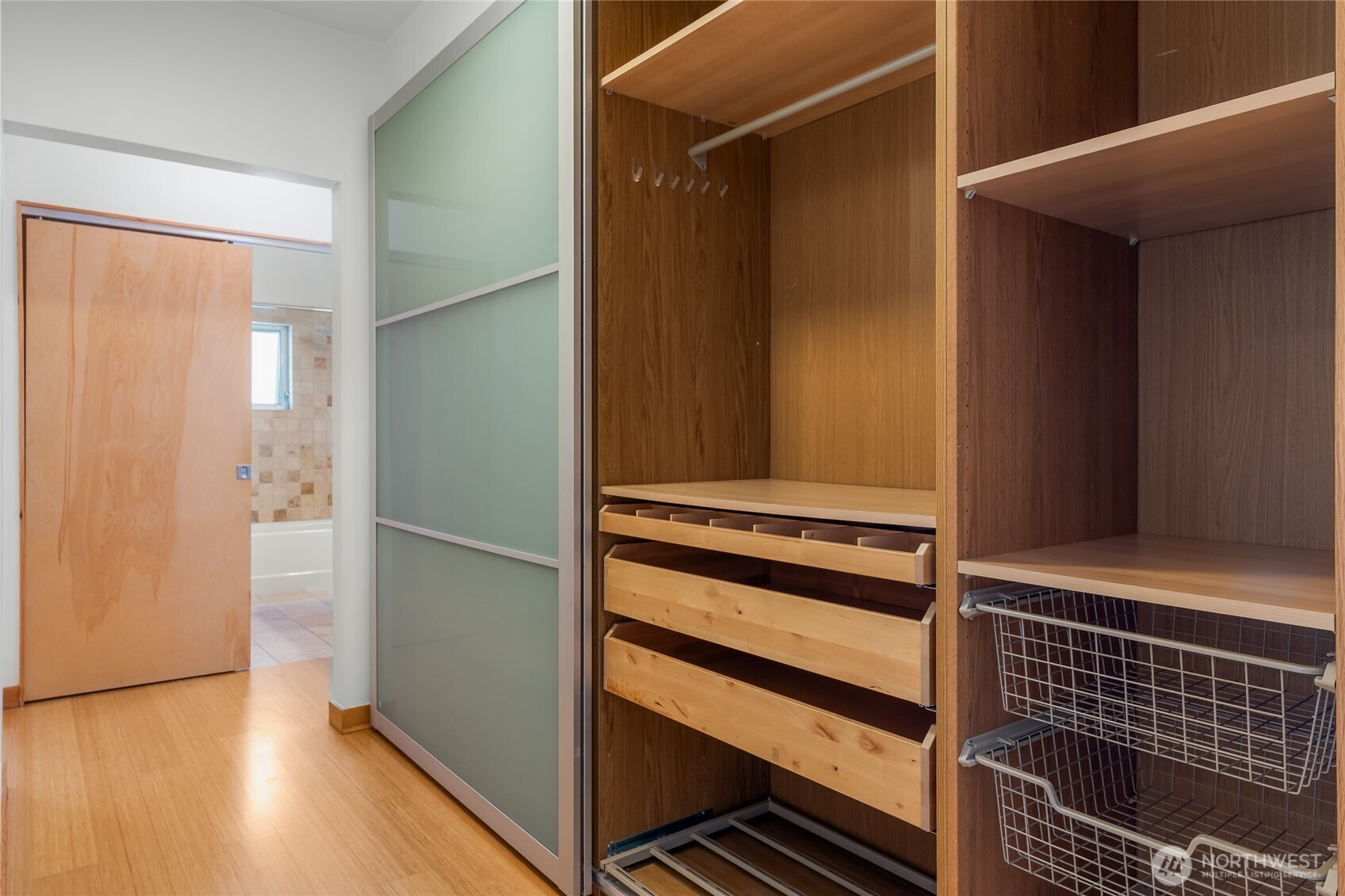 1122 Broadway E Unit: 301