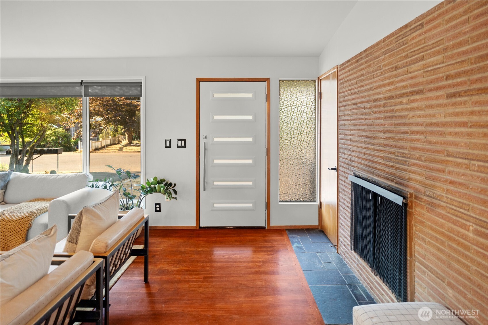 263 N 171st Street