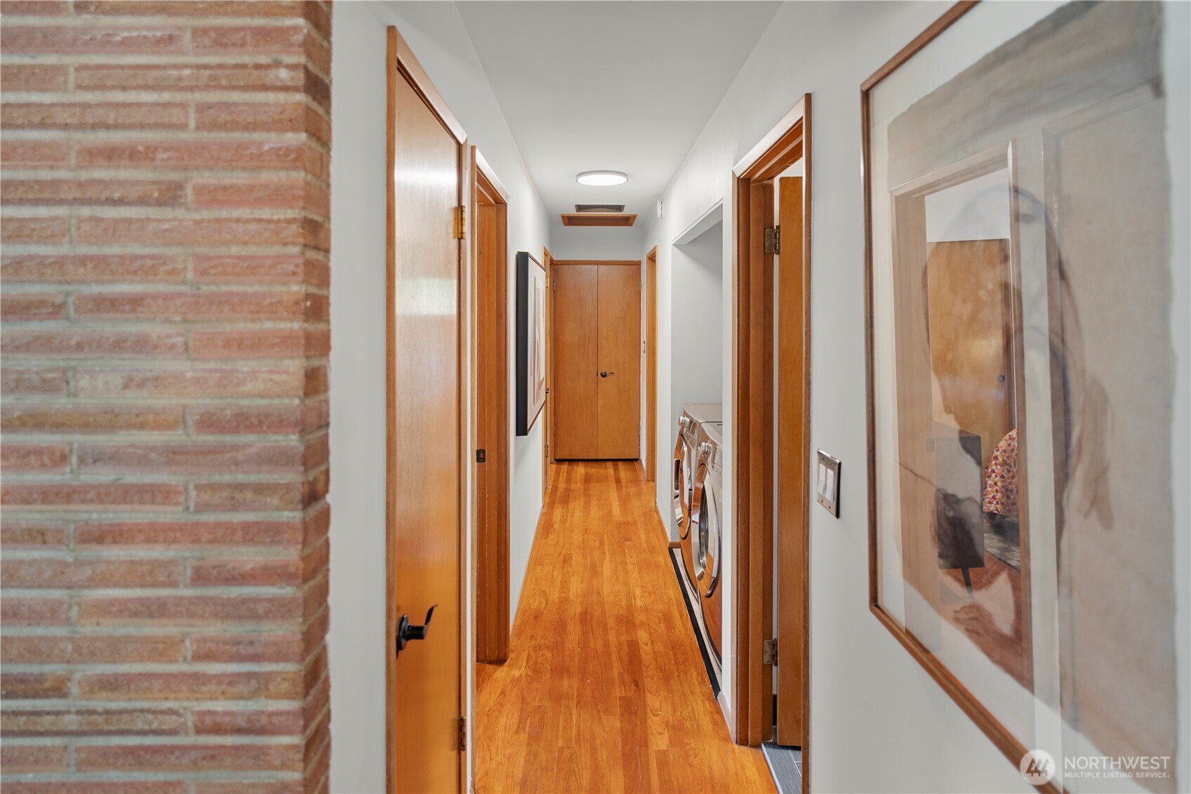 263 N 171st Street