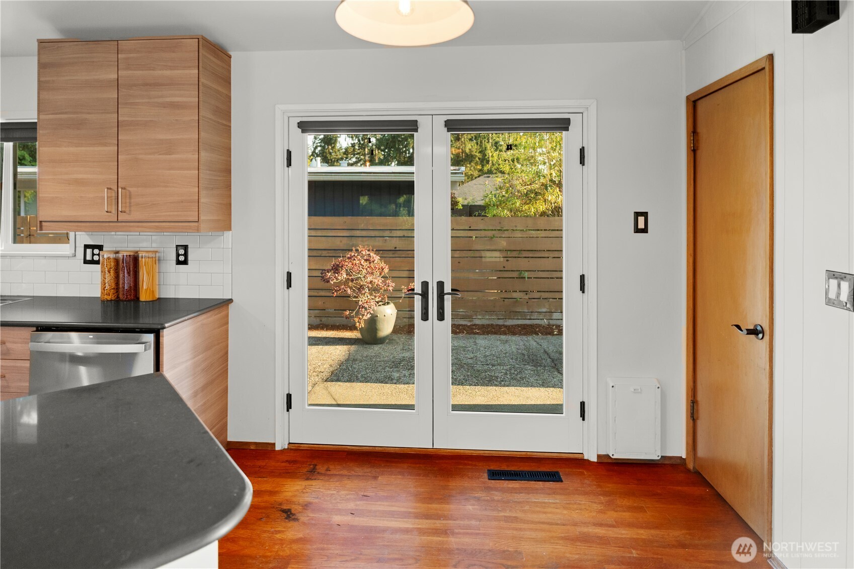 263 N 171st Street