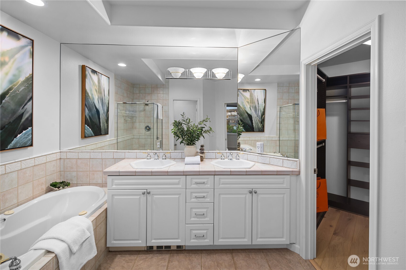 200 N Pacific St SE Unit: 303
