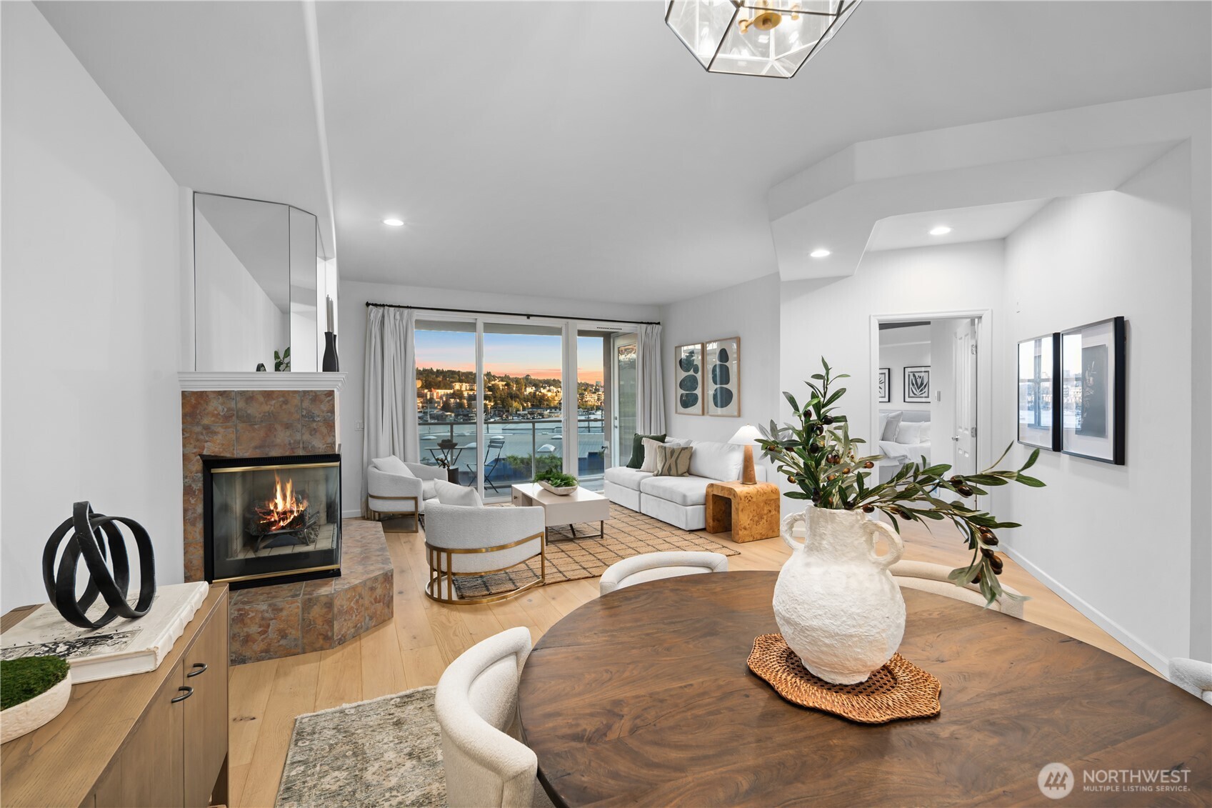 200 N Pacific St SE Unit: 303