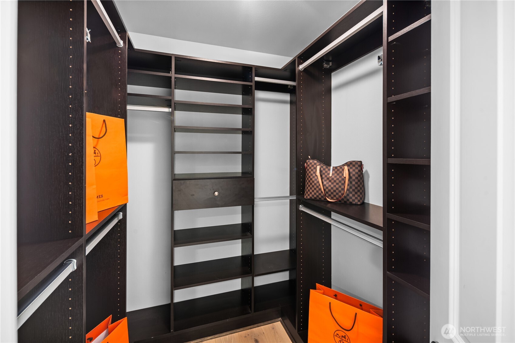 200 N Pacific St SE Unit: 303