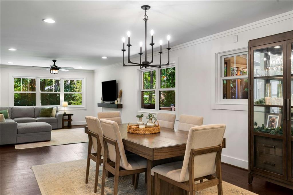 1209 Pinehurst Circle SE