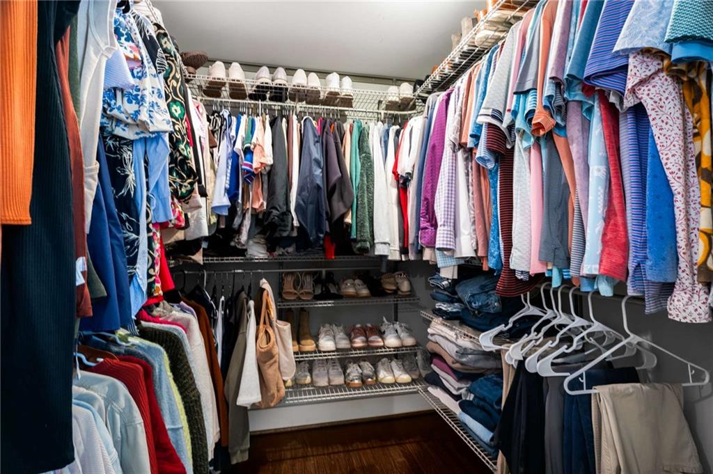 1209 Pinehurst Circle SE