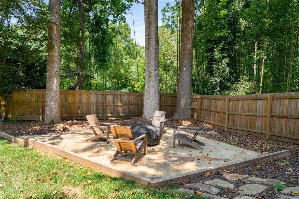 1209 Pinehurst Circle SE