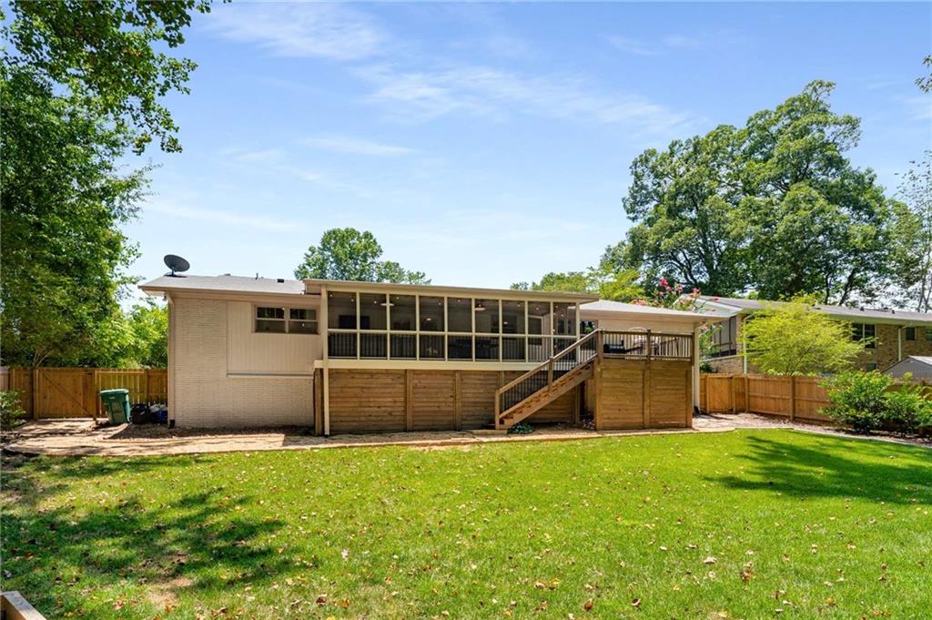 1209 Pinehurst Circle SE