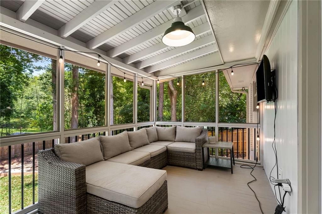 1209 Pinehurst Circle SE