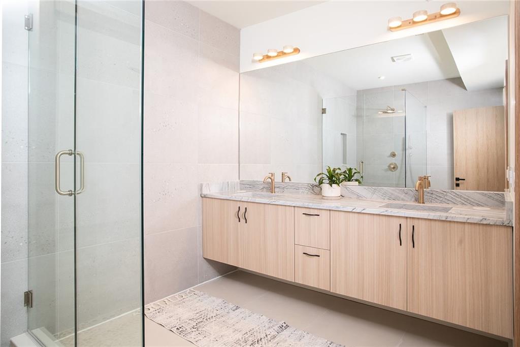 1168 Clifton Road NE