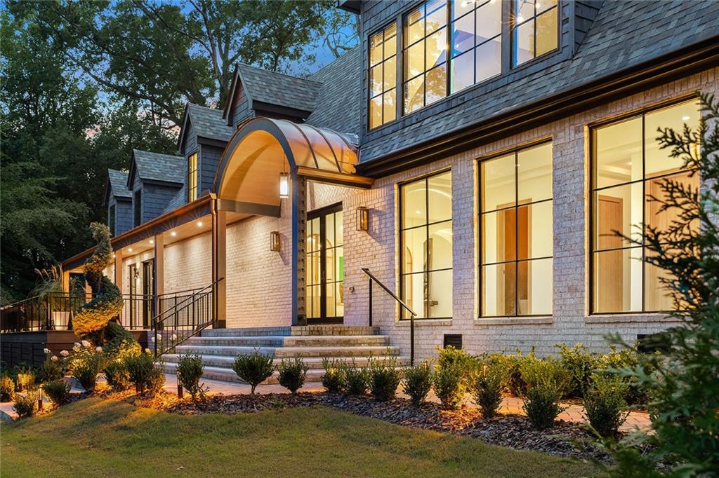 1168 Clifton Road NE