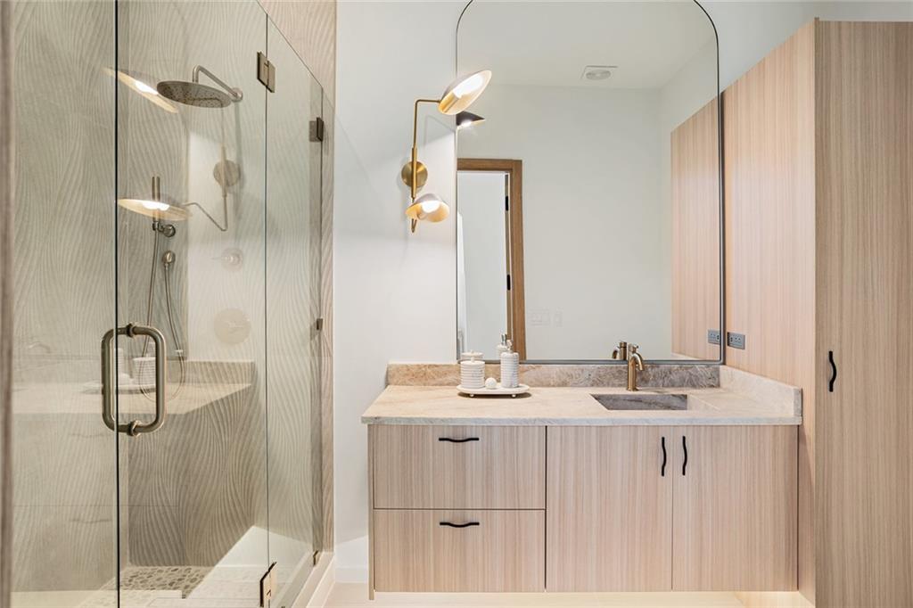 1168 Clifton Road NE