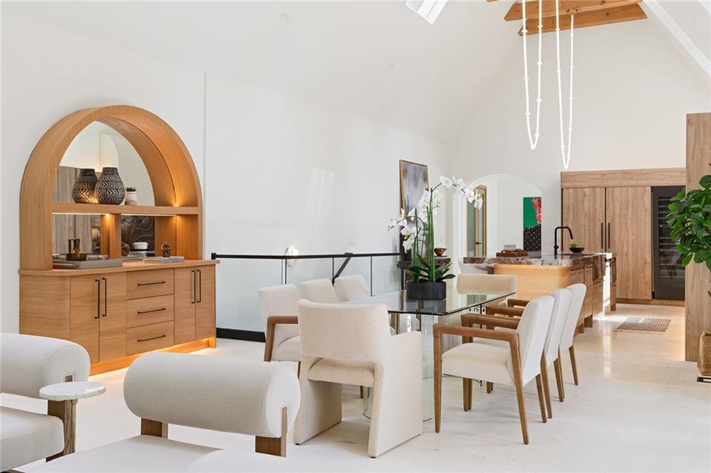 1168 Clifton Road NE