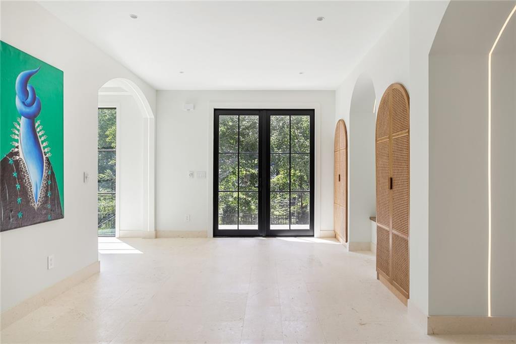 1168 Clifton Road NE