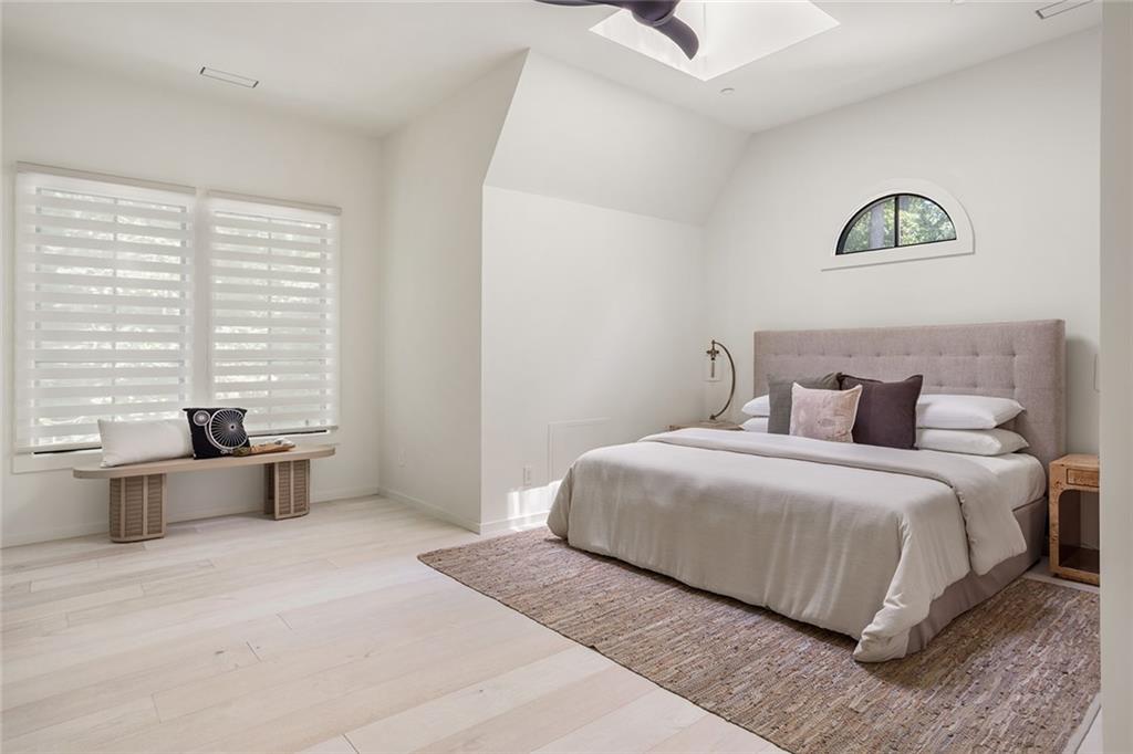 1168 Clifton Road NE