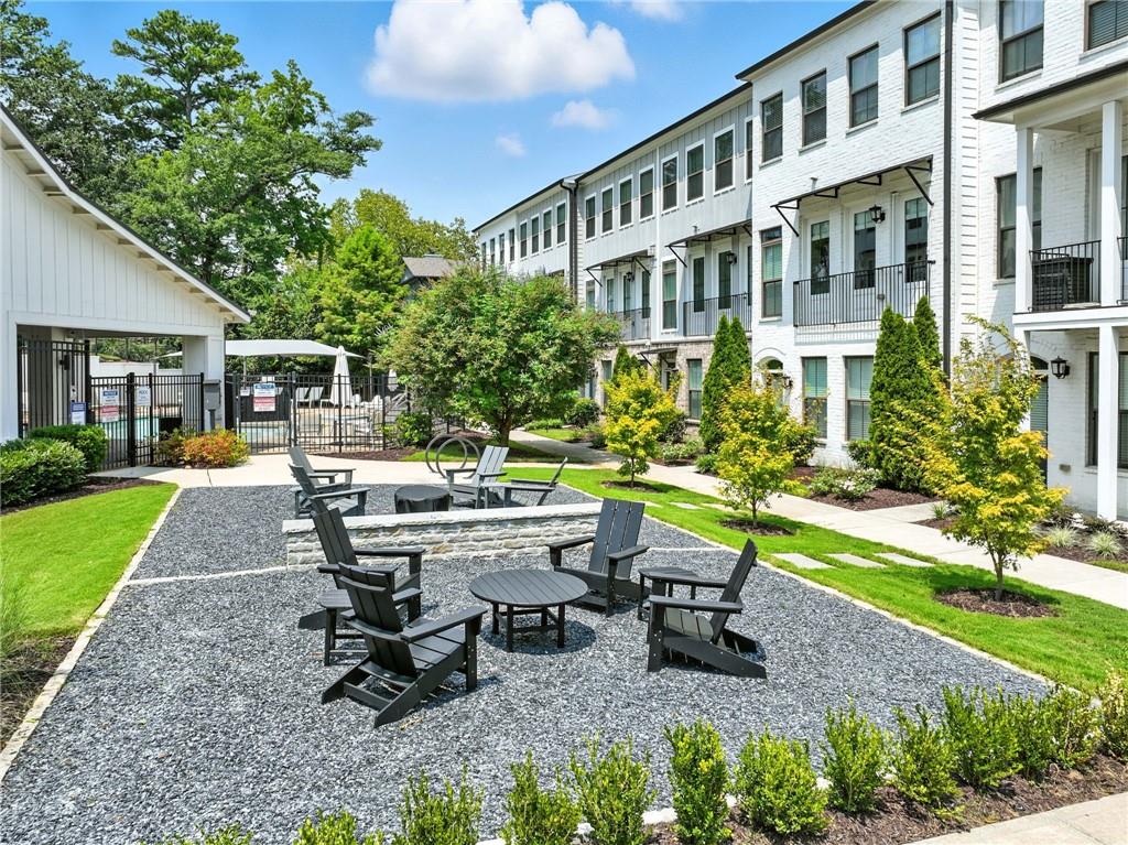 705 Bismark Road NE