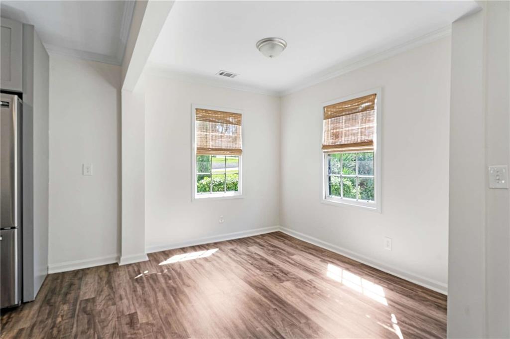 1739 Emerald Avenue SW