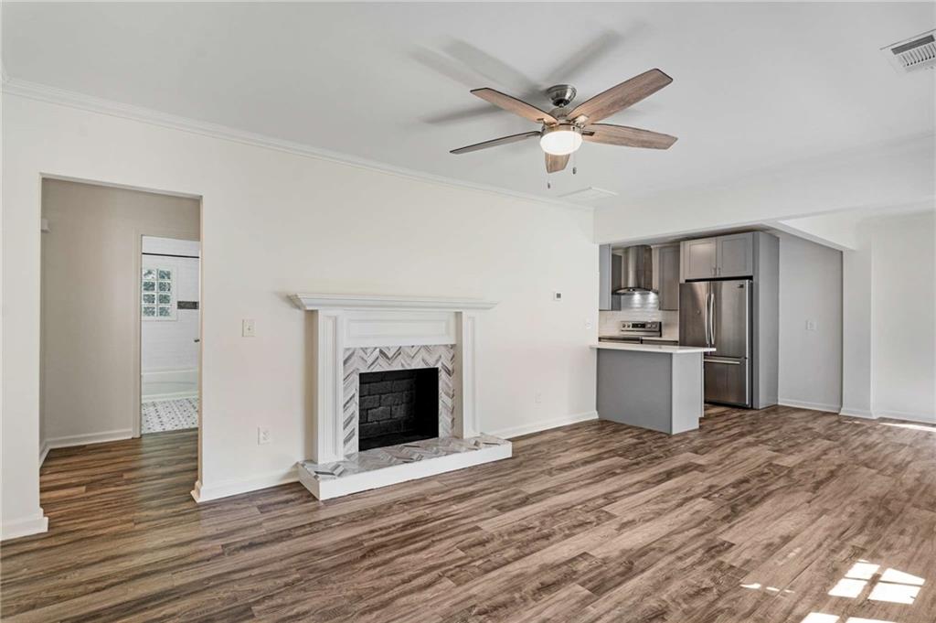 1739 Emerald Avenue SW