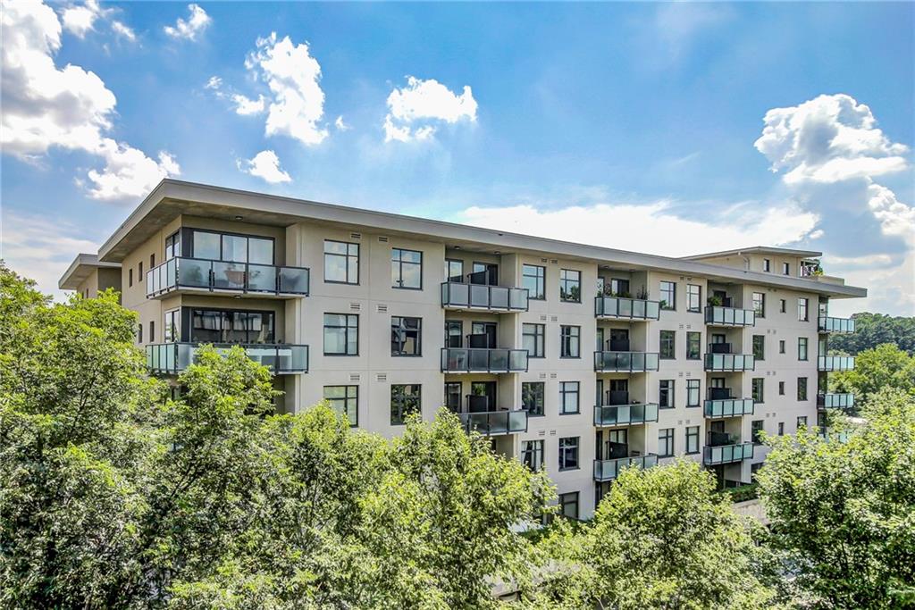 335 W Ponce De Leon Avenue Unit 409