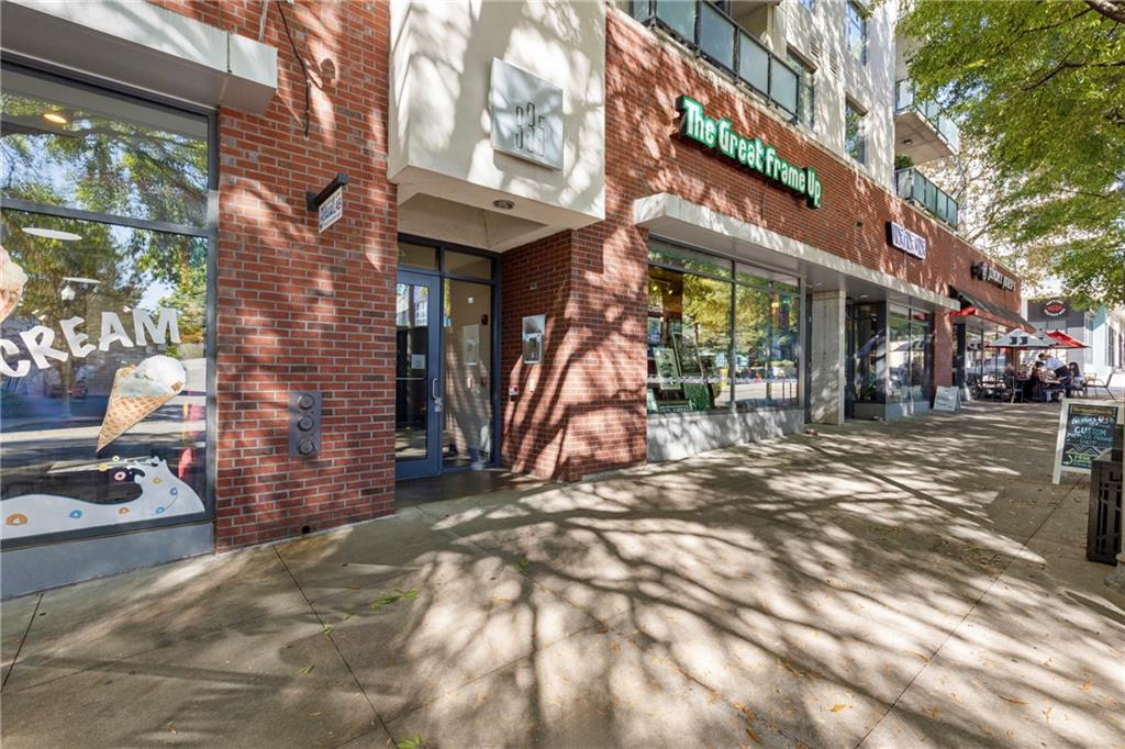 335 W Ponce De Leon Avenue Unit 409