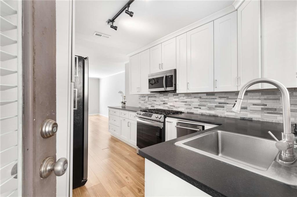 375 6th Street NE Unit 7