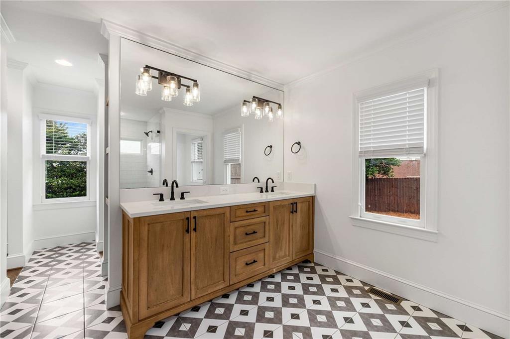 2317 Melante Drive NE