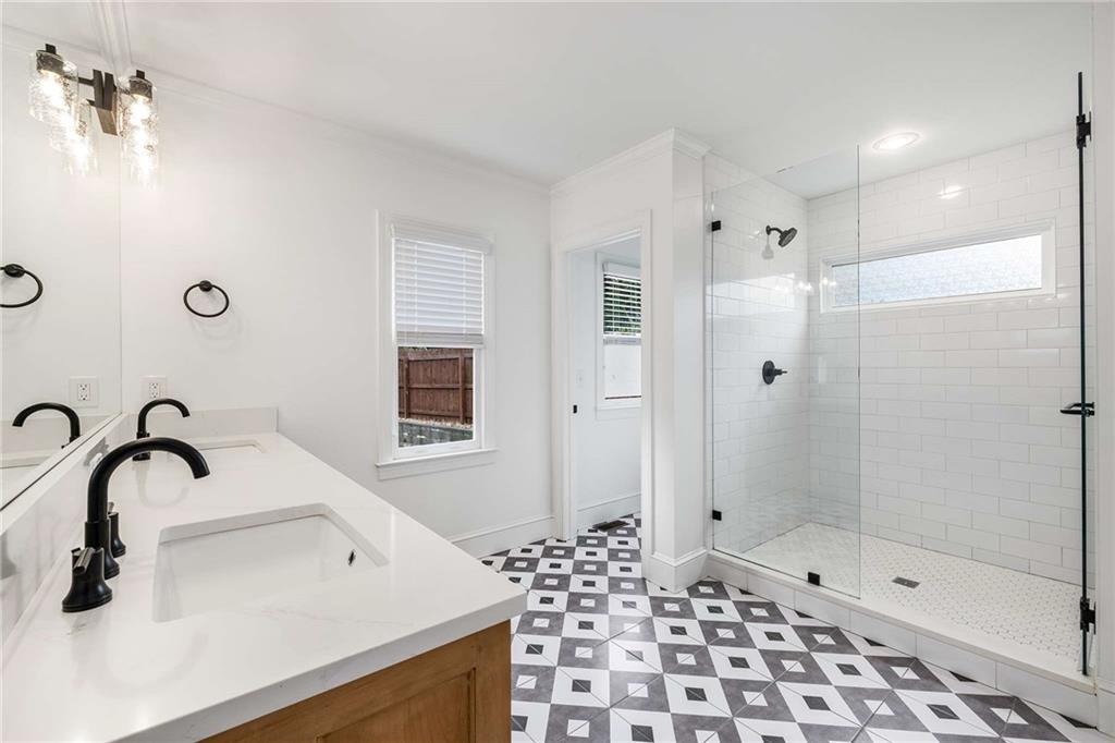 2317 Melante Drive NE