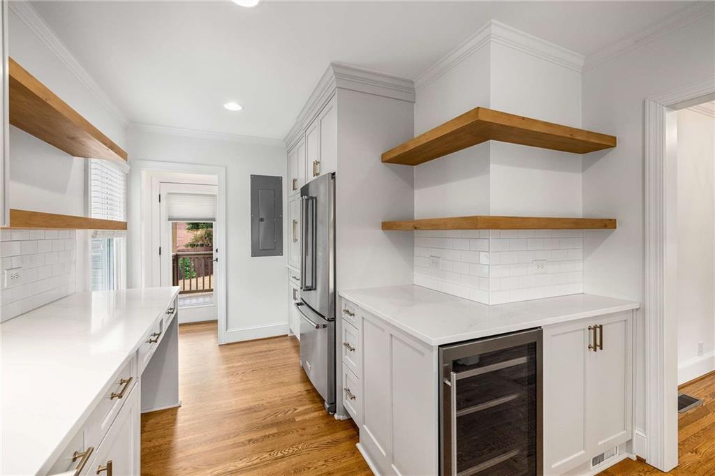 2317 Melante Drive NE