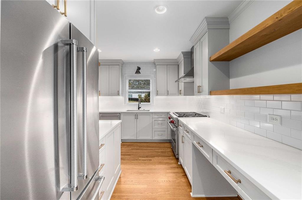 2317 Melante Drive NE