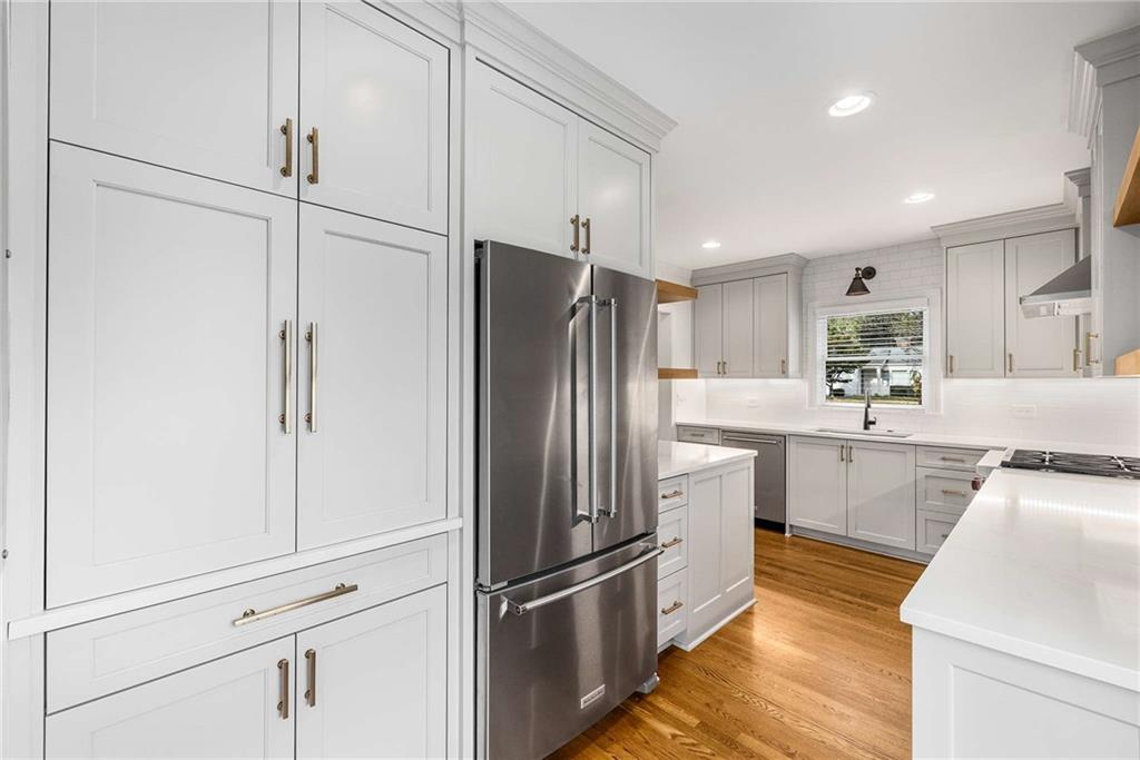 2317 Melante Drive NE