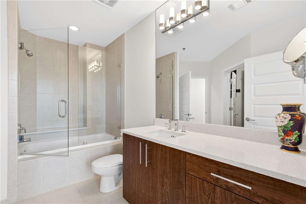 1080 Peachtree Street NE Unit 1916