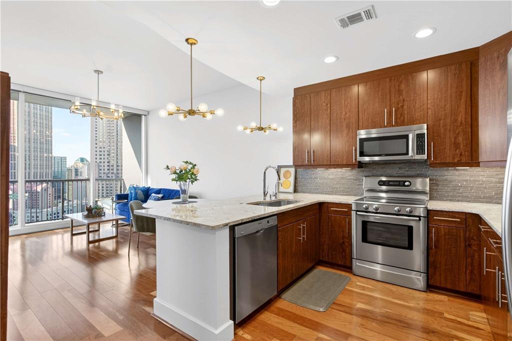 1080 Peachtree Street NE Unit 1916