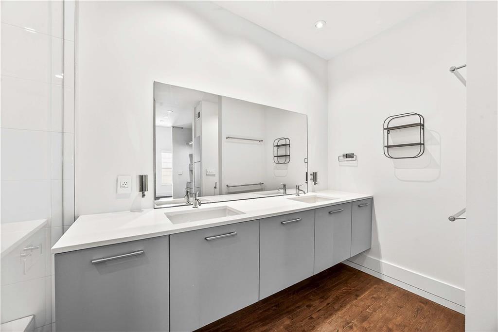 845 Spring Street NW Unit 5