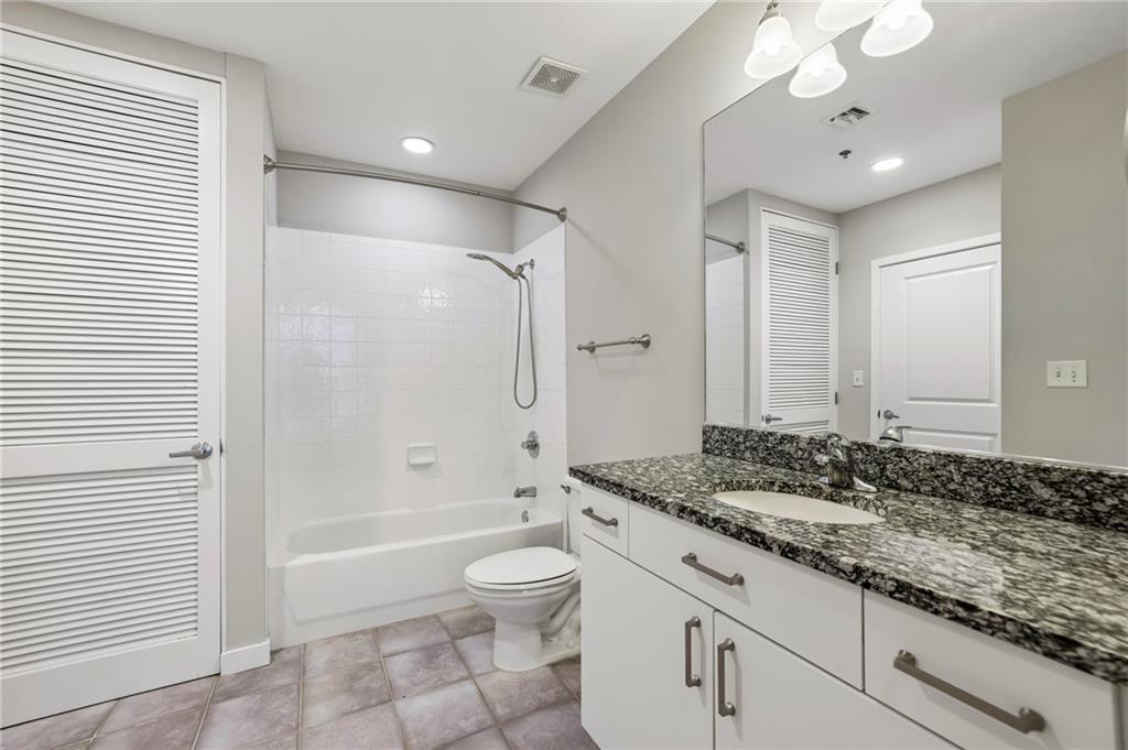 943 Peachtree Street NE Unit 1606