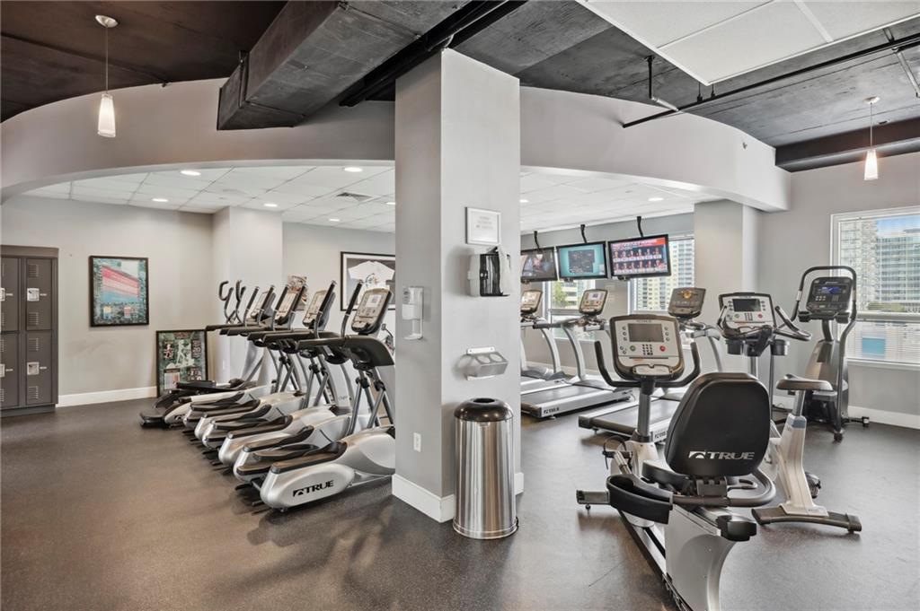 943 Peachtree Street NE Unit 1606
