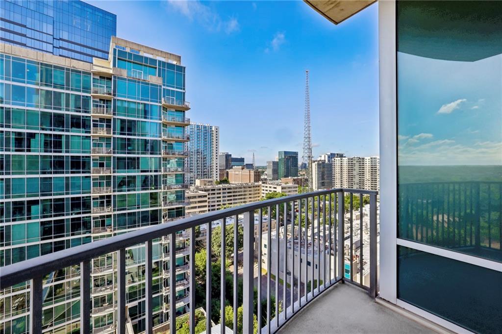 943 Peachtree Street NE Unit 1606